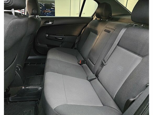 2013 Opel Astra H Рестайлинг, чёрный, 849000 рублей - вид 17