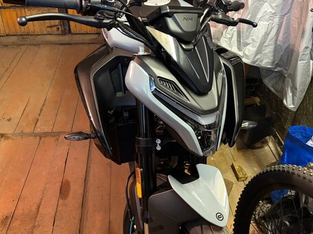 2026 CFMoto 675NK, серый, 670000 рублей, вид 2
