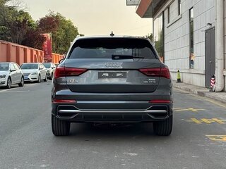 2023 Audi Q3 35 TFSI II (F3), серый, 2790000 рублей, вид 4