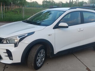 2021 Kia Rio X IV Рестайлинг, жёлтый, 1100000 рублей, вид 2