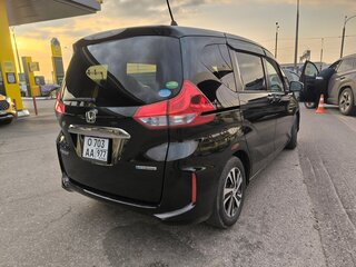 2017 Honda Freed II, чёрный, 1580000 рублей, вид 3
