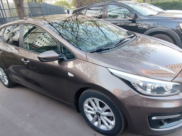 2017 Kia Ceed II Рестайлинг, коричневый, 1350000 рублей - вид 13