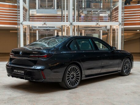2025 BMW 7 серии 740d xDrive VII (G70), чёрный, 17290000 рублей, вид 2