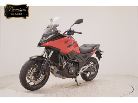2026 Honda NC 750X, красный, 1350000 рублей, вид 4