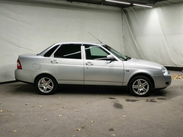 2015 Lada (ВАЗ) Priora I Рестайлинг, серебристый, 520000 рублей - вид 8