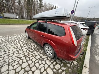 2008 Ford Focus II Рестайлинг, красный, 400000 рублей, вид 2