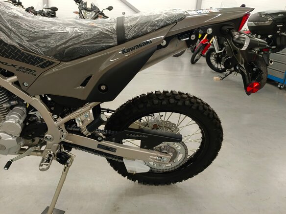 2025 Kawasaki KLX 230, зелёный, 610000 рублей - вид 14