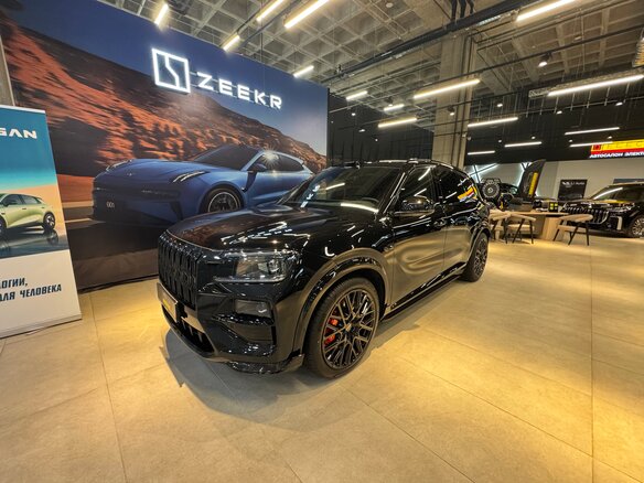 2026 Zeekr 8X Dawn, чёрный, 13300000 рублей - вид 8