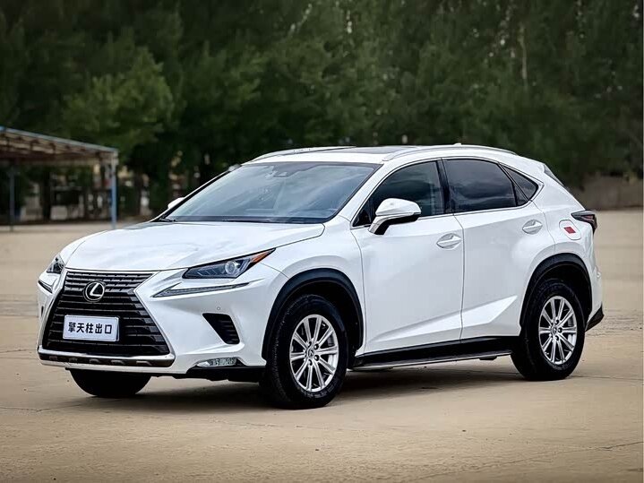 Открыть фотографии: Lexus NX I Рестайлинг