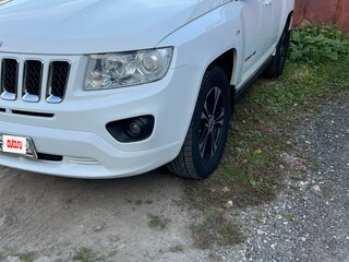 2012 Jeep Compass I Рестайлинг, белый, 950000 рублей, вид 4