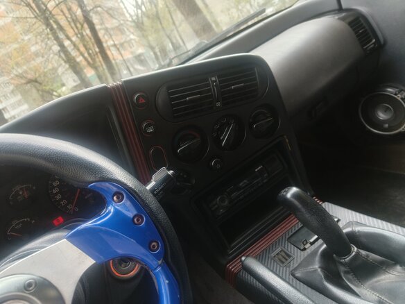 1992 Mitsubishi Eclipse I, красный, 250000 рублей - вид 9