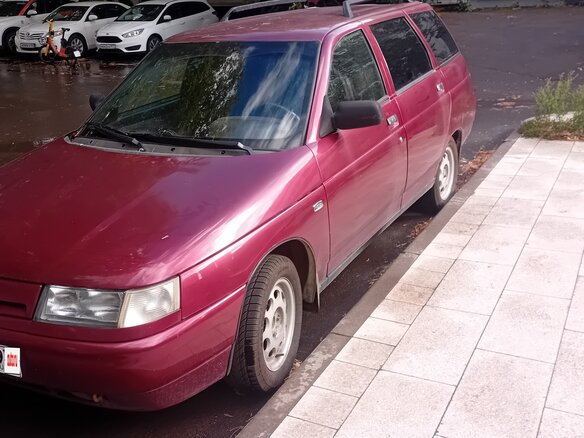 2004 Lada (ВАЗ) 2111 21112, красный, 270000 рублей
