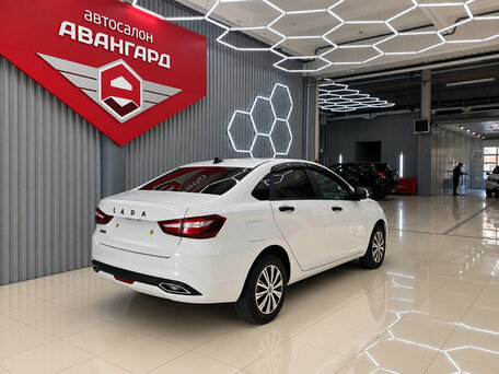 2024 Lada (ВАЗ) Vesta I Рестайлинг (NG), белый, 1190000 рублей, вид 5