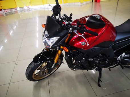 2011 Yamaha FZ8, красный, 670000 рублей, вид 4