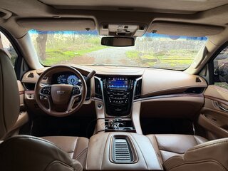 2016 Cadillac Escalade IV, чёрный, 4000000 рублей, вид 4