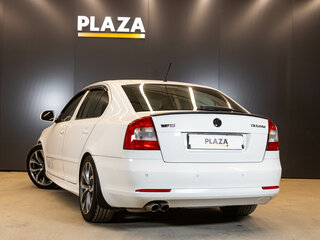 2011 Skoda Octavia DSG7 II (A5) Рестайлинг, белый, 850000 рублей, вид 4