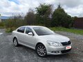 2011 Skoda Octavia II (A5) Рестайлинг, серебристый, 800000 рублей - вид 1