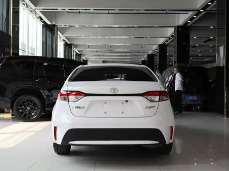 2022 Toyota Levin XII (E210), белый, 1210040 рублей, вид 5