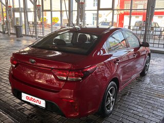 2018 Kia Rio IV, красный, 1350000 рублей, вид 5