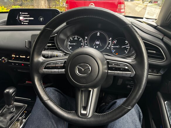 2022 Mazda CX-30 I, серый, 2350000 рублей - вид 6