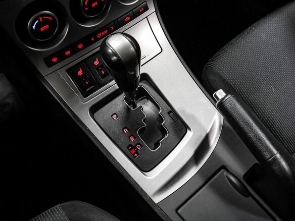 2010 Mazda 3 II (BL), чёрный, 999000 рублей - вид 8