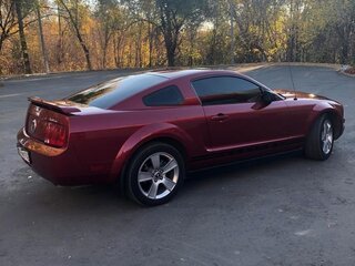 2005 Ford Mustang V, красный, 3000000 рублей, вид 1