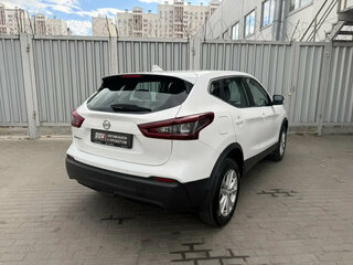 2020 Nissan Qashqai II Рестайлинг, белый, 1895000 рублей, вид 4