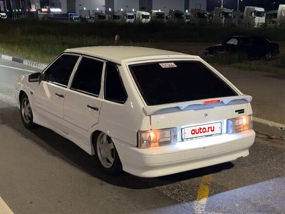 2005 Lada (ВАЗ) 2114, белый, 160000 рублей - вид 5