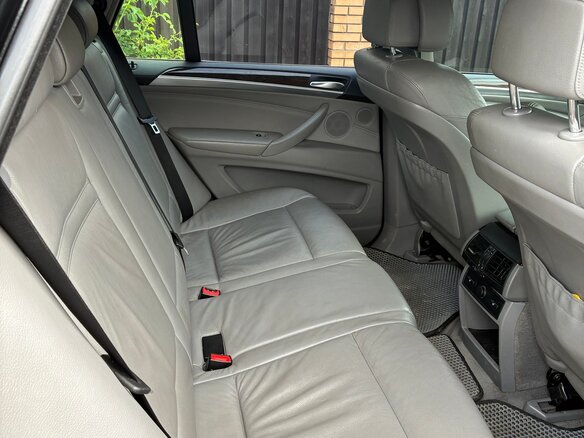 2008 BMW X5 4.8i II (E70), чёрный, 1280000 рублей - вид 10
