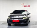 2022 Kia K5 III, чёрный, 1820000 рублей - вид 1