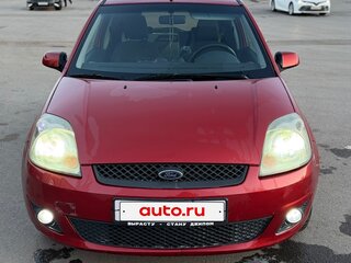 2008 Ford Fiesta Mk5, красный, 390000 рублей, вид 2