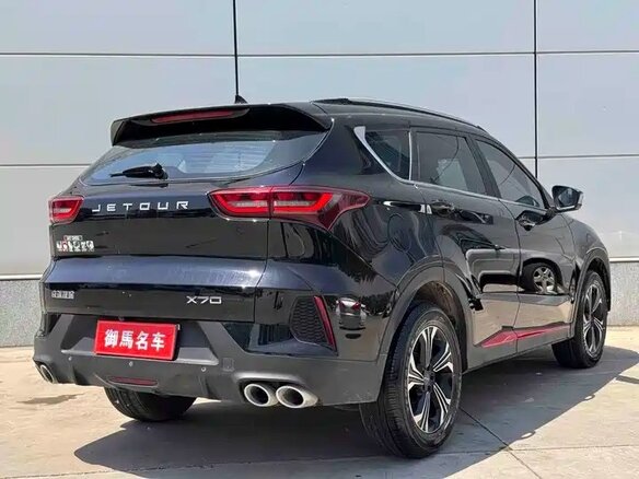 2023 Jetour X70 I Рестайлинг 2, чёрный, 1425000 рублей - вид 4