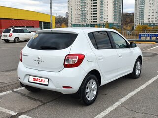 2017 Renault Sandero II, белый, 820000 рублей, вид 1