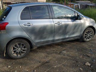 2009 Toyota Vitz II (XP90), серый, 450000 рублей, вид 5