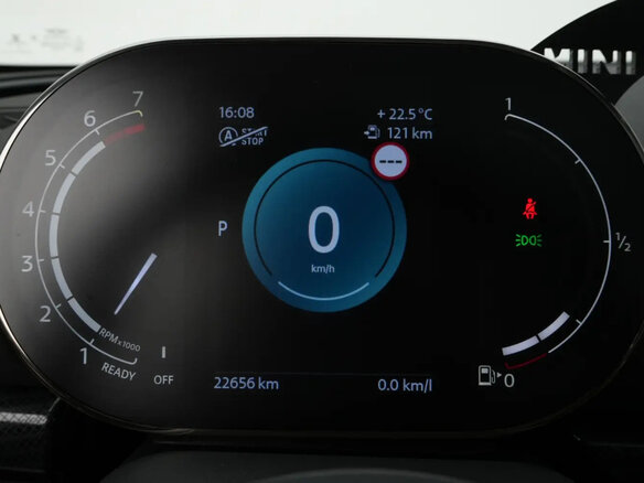 2023 Mini Clubman Cooper II Рестайлинг, серебристый, 2290000 рублей - вид 10