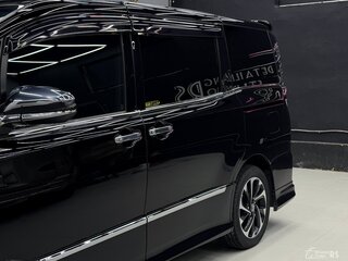 2019 Toyota Voxy III (R80) Рестайлинг, чёрный, 2700000 рублей, вид 4