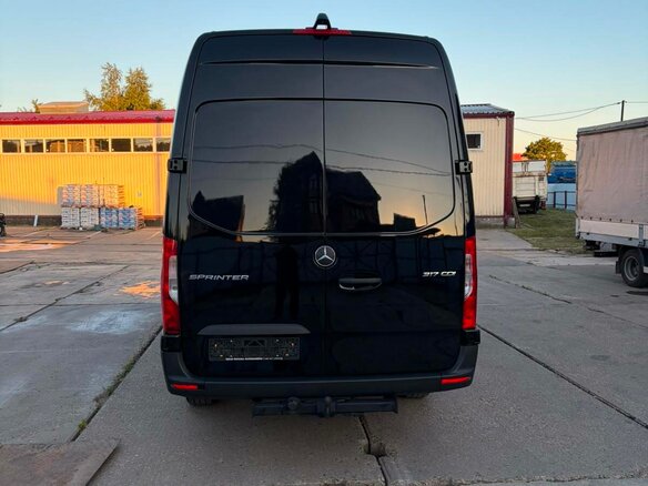 2023 Mercedes-Benz Sprinter, чёрный, 5700000 рублей - вид 10
