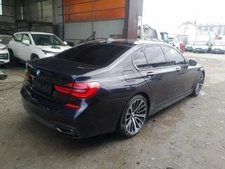 2018 BMW 7 серии 730i VI (G11/G12), чёрный, 3950000 рублей, вид 5