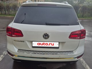 2015 Volkswagen Touareg II Рестайлинг, белый, 1800000 рублей, вид 3