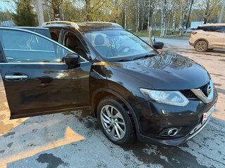 2015 Nissan X-Trail III, чёрный, 1900000 рублей, вид 3