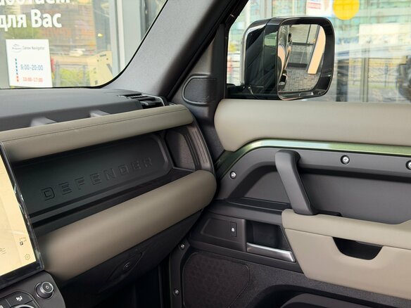 2025 Land Rover Defender 110 II, зелёный, 11500000 рублей - вид 18