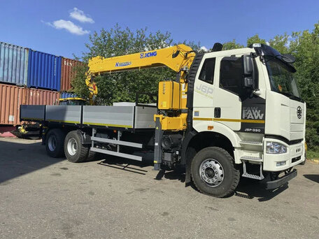 2026 FAW J6 CA3252, белый, 15900000 рублей, вид 1