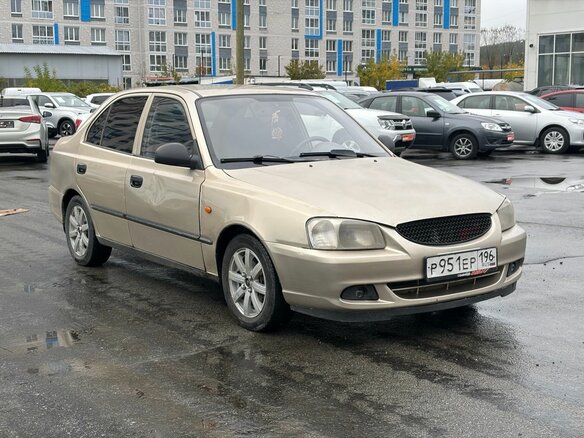 2005 Hyundai Accent ТагАЗ II, бежевый, 199000 рублей - вид 2