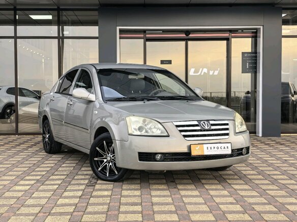 2010 Vortex Estina I, бежевый, 240000 рублей - вид 2