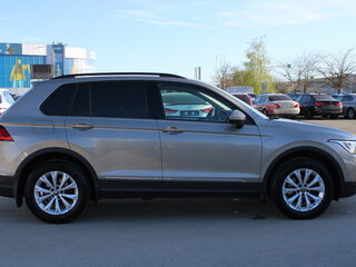 2020 Volkswagen Tiguan II Рестайлинг, коричневый, 2369000 рублей, вид 4