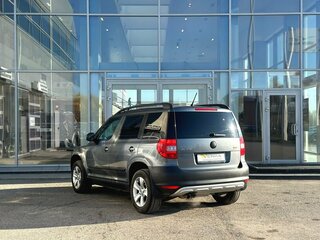 2013 Skoda Yeti I, серый, 1050000 рублей, вид 4