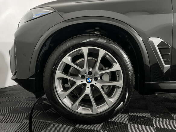 2025 BMW X5 40i IV (G05/G18) Рестайлинг, чёрный, 11950000 рублей - вид 6