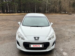 2011 Peugeot 308 I Рестайлинг, белый, 570000 рублей, вид 2