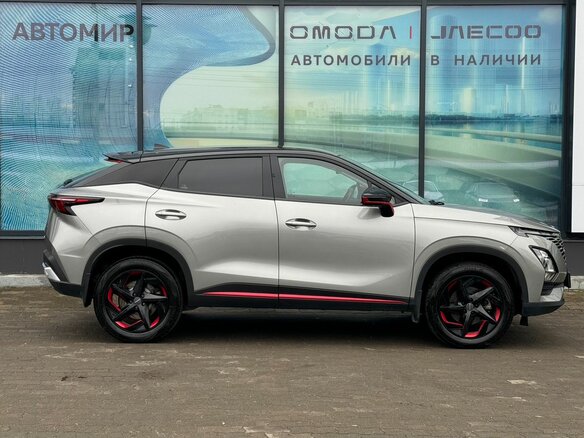 2023 Omoda C5 I, серый, 1750000 рублей - вид 3
