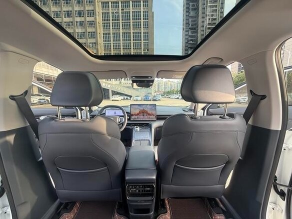 2026 Geely Galaxy E5 60.22 kWh, белый, 3450000 рублей - вид 20